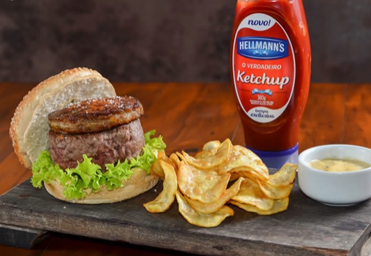 hambúrguer com foie gras Rossini Burger R$ 62,00